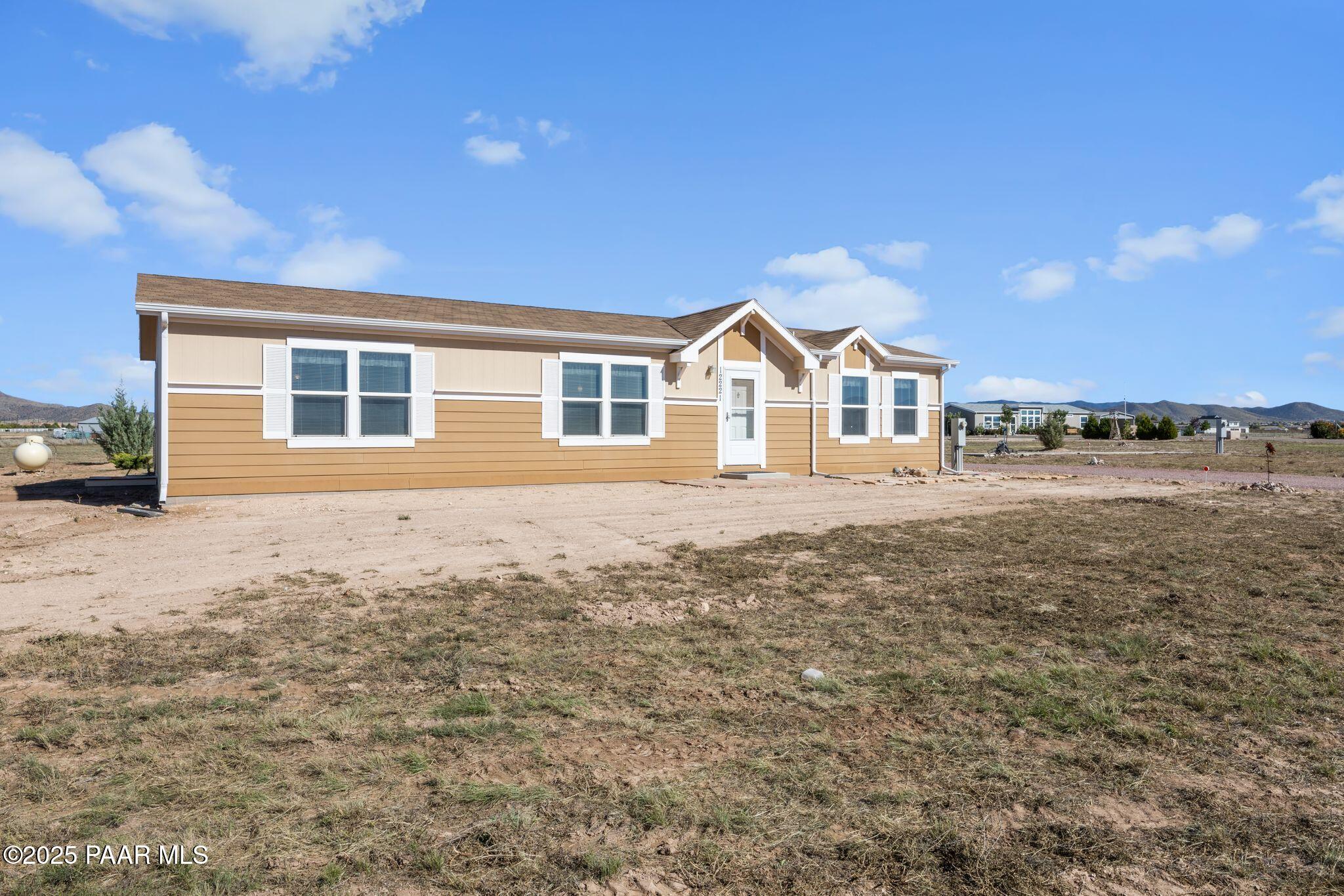 12221 N King Tate Court