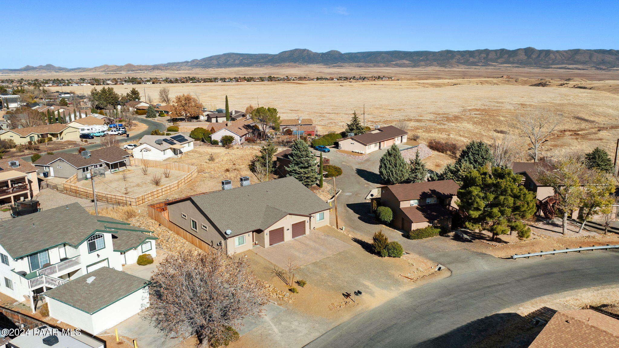 8936 E Yavapai Road
