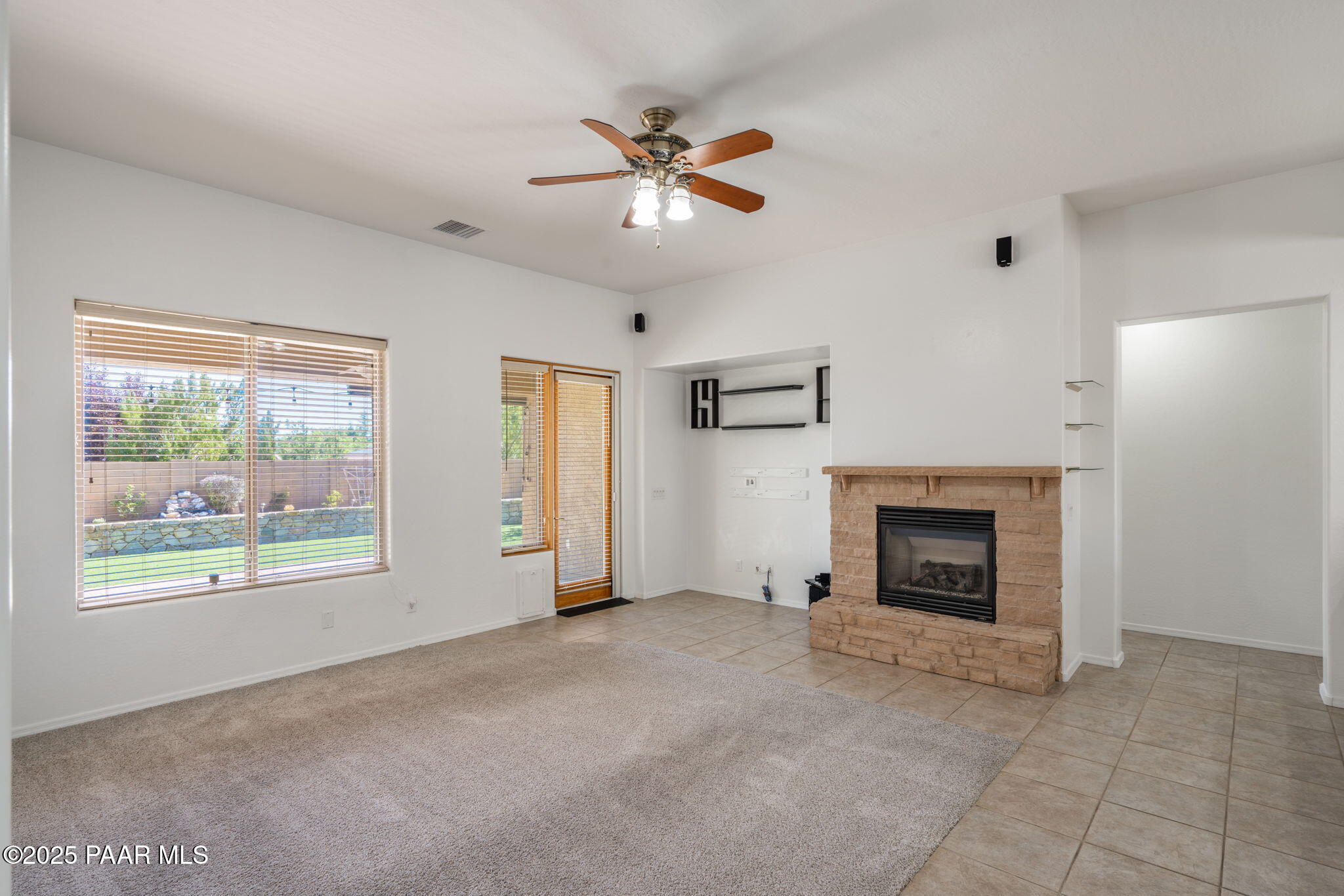 7152 E Barefoot Lane