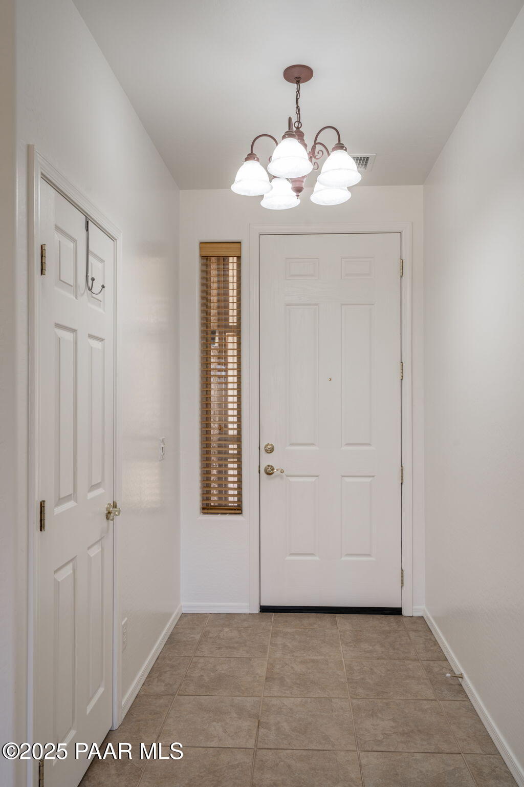 7152 E Barefoot Lane