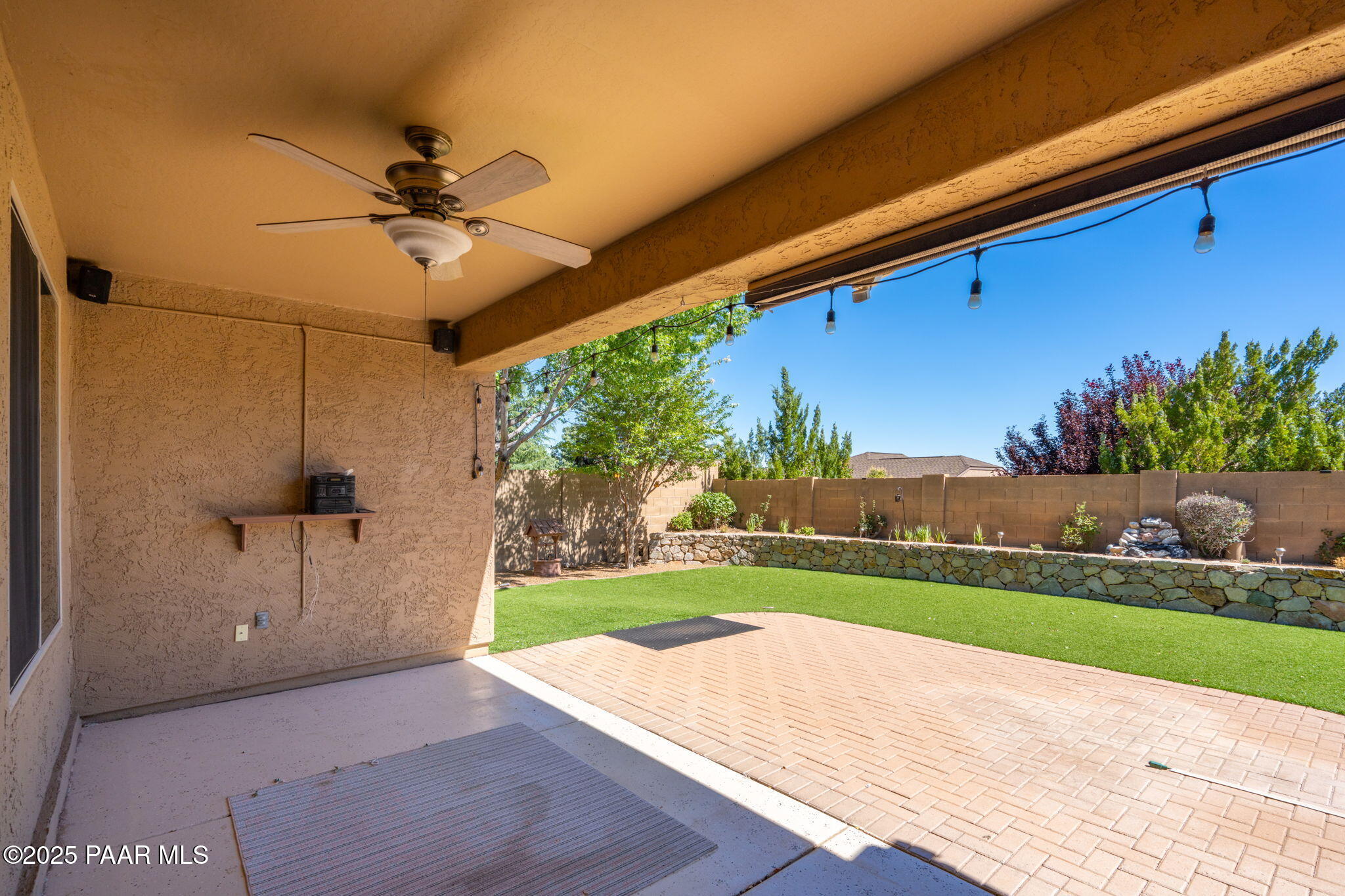 7152 E Barefoot Lane