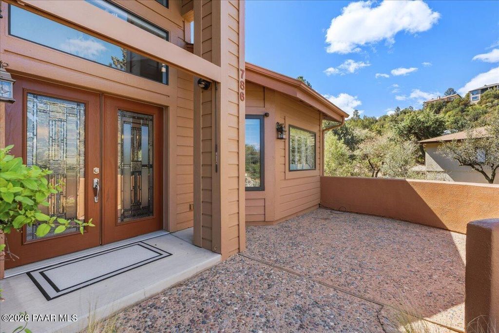 Photo of 786 Northwood Loop, Prescott, AZ 86303 (MLS # 1081253)