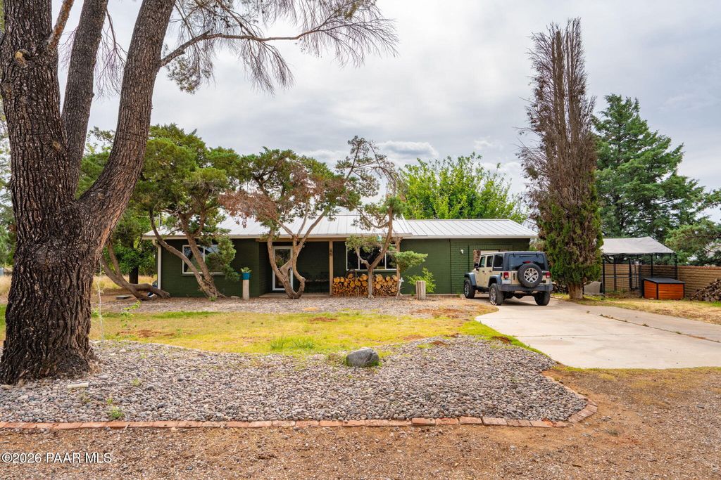 Photo of 3355 S Owl Slick Road, Cornville, AZ 86325 (MLS # 1081824)