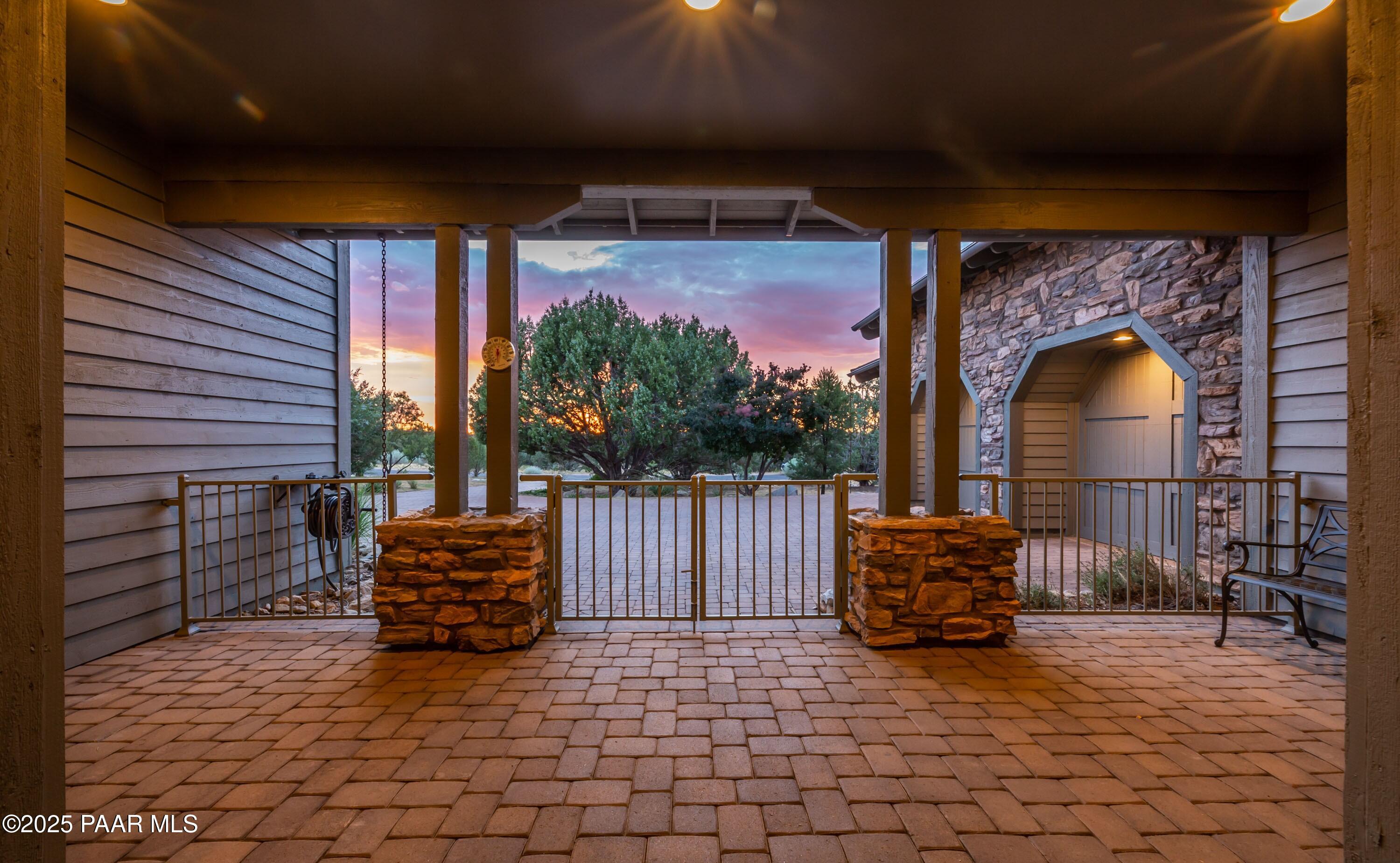 15055 N Meander Mountain Way