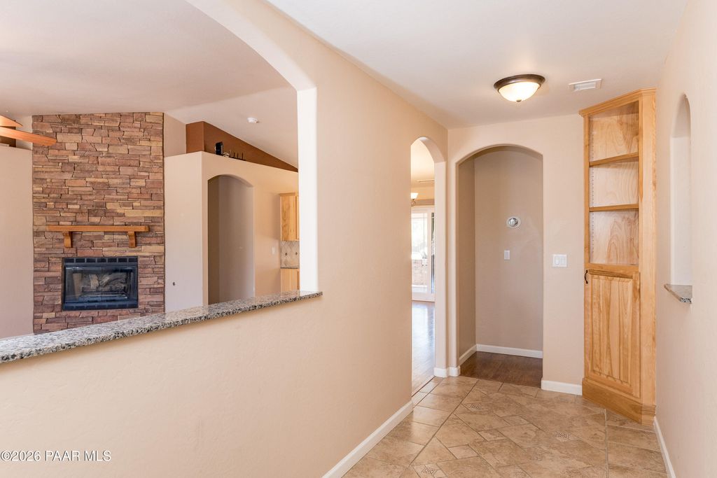 Photo of 999 Pinon Oak Drive, Prescott, AZ 86305 (MLS # 1082436)