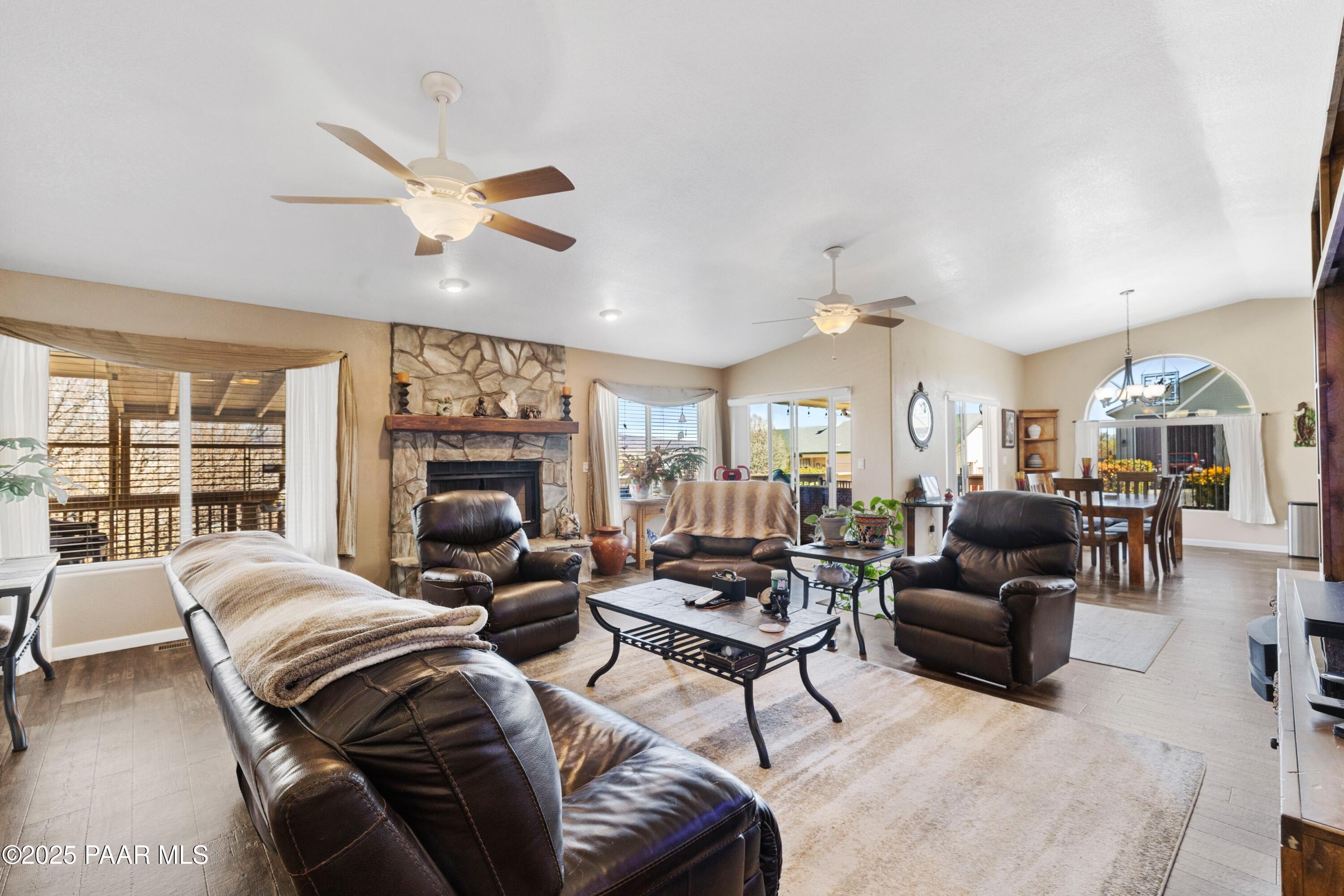 11180 E Navajo Drive