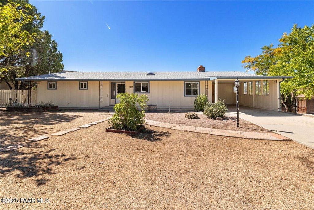 Photo of 407 Webb Place, Prescott, AZ 86303 (MLS # 1076954)