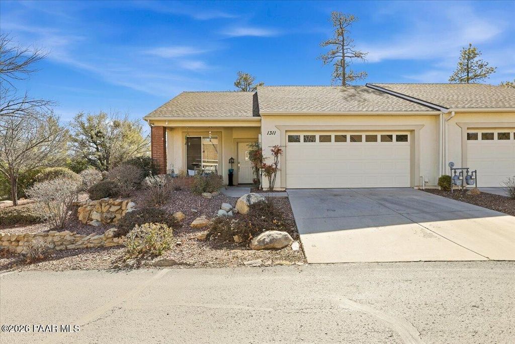 Photo of 1311 Loren Drive, Prescott, AZ 86305 (MLS # 1079142)