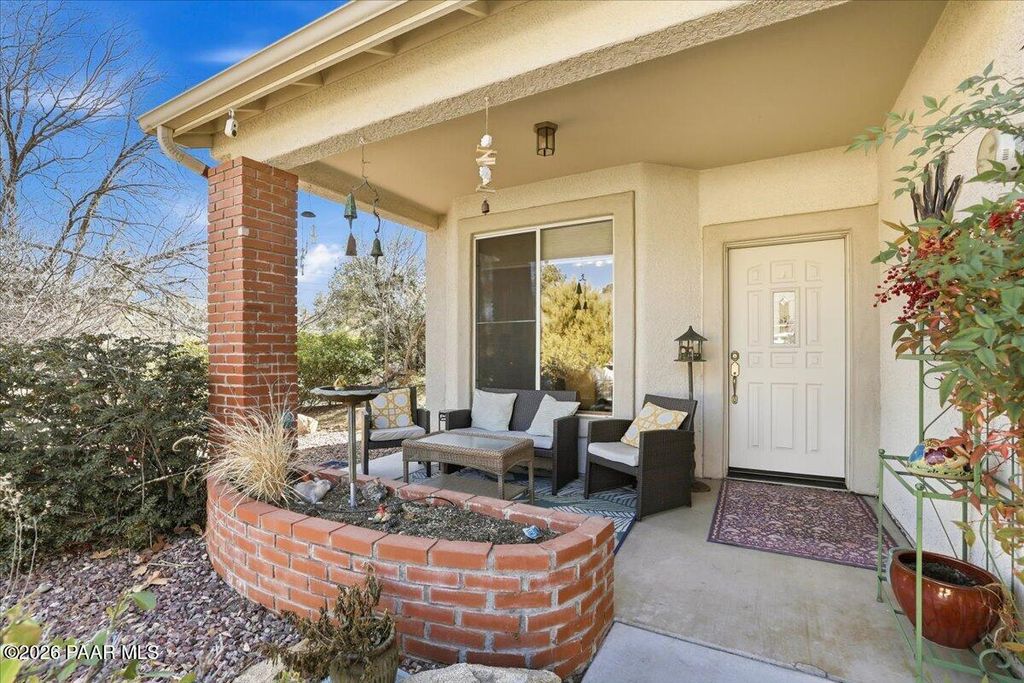 Photo of 1311 Loren Drive, Prescott, AZ 86305 (MLS # 1079142)