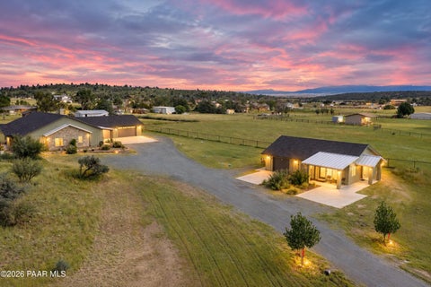 Photo of 1379 W Mcintosh Drive, Prescott, AZ 86305 (MLS # 1085178)