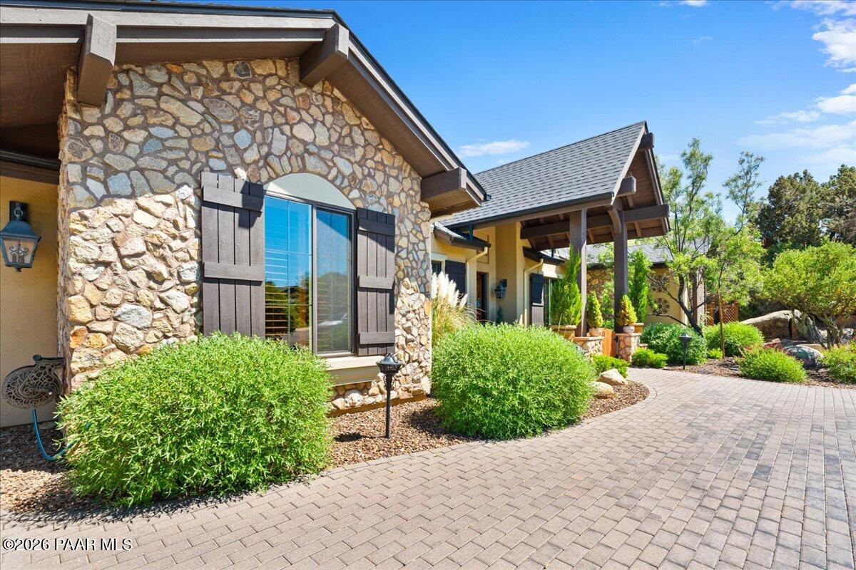 1389 Ridgewood Drive