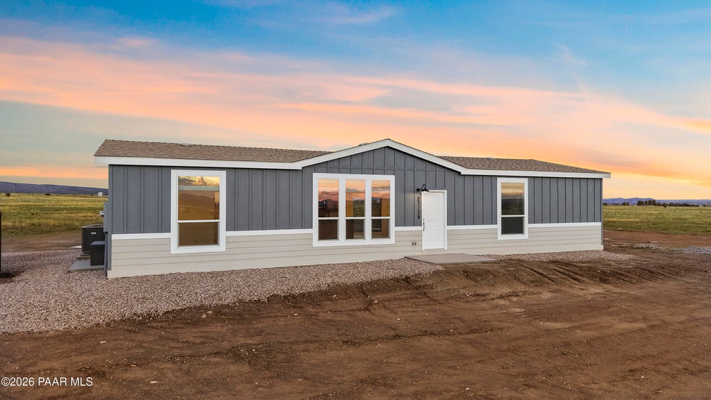 Photo of 27139 N Kingdom Court, Paulden, AZ 86334 (MLS # 1083294)