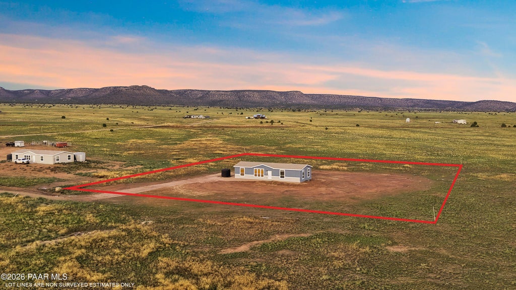Photo of 27139 N Kingdom Court, Paulden, AZ 86334 (MLS # 1083294)