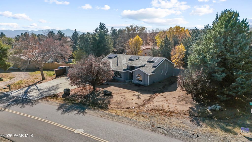 Photo of 11873 E Turquoise Circle, Dewey-Humboldt, AZ 86327 (MLS # 1078095)