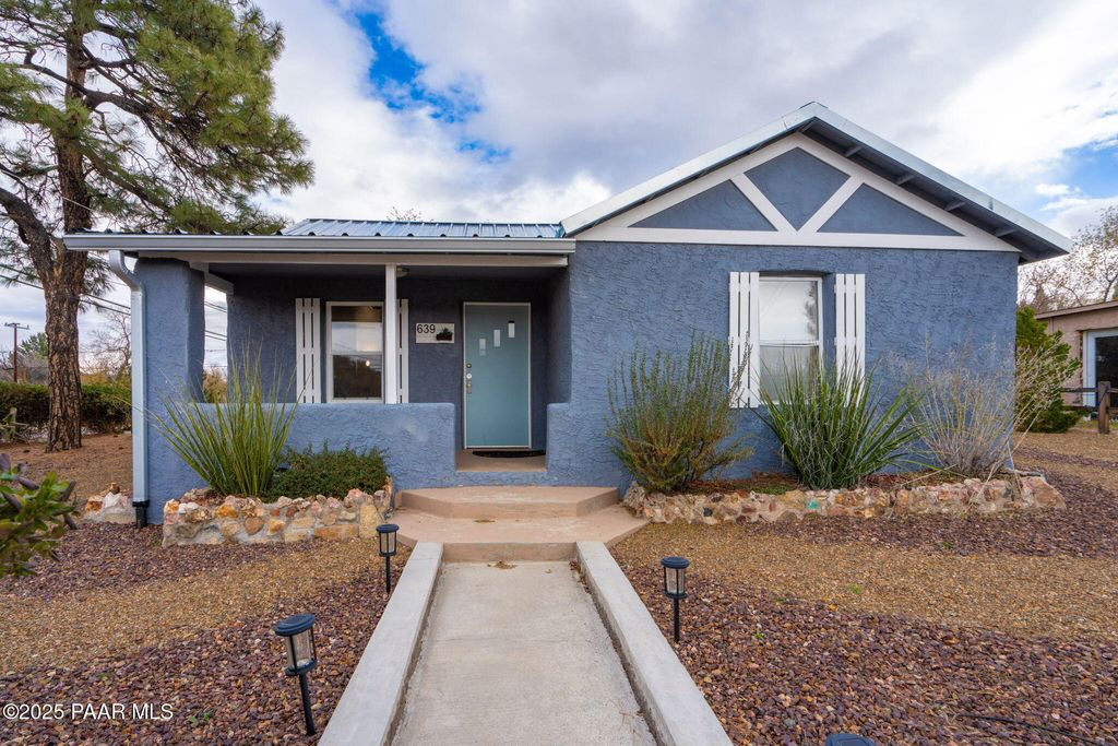 Photo of 639 Dameron Drive, Prescott, AZ 86301 (MLS # 1078130)