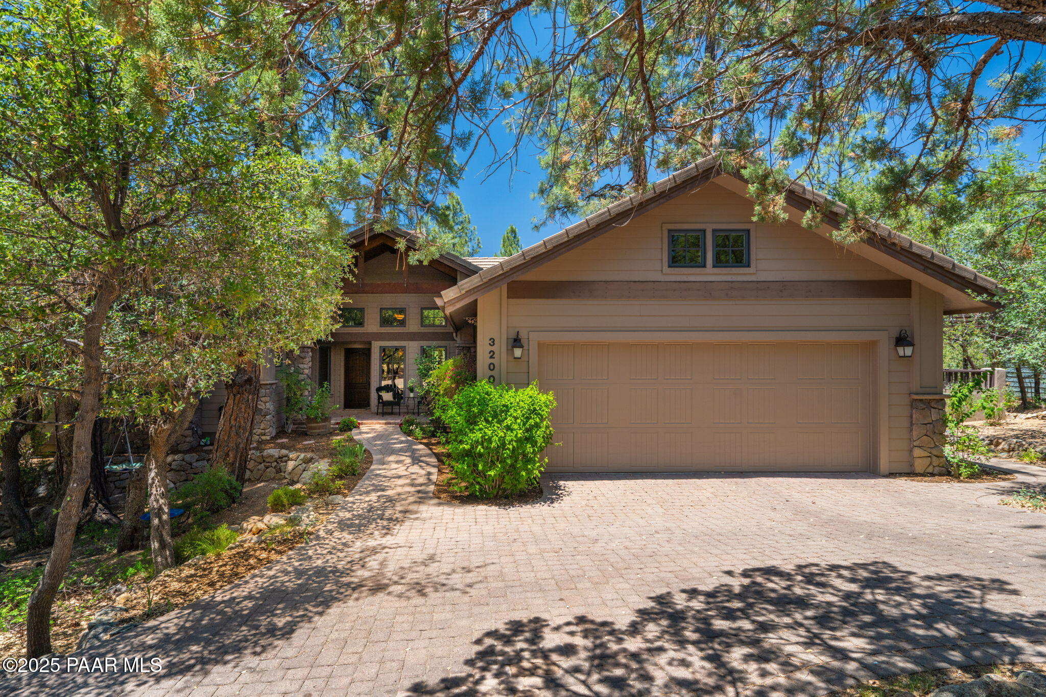 3200 W Crestview Drive