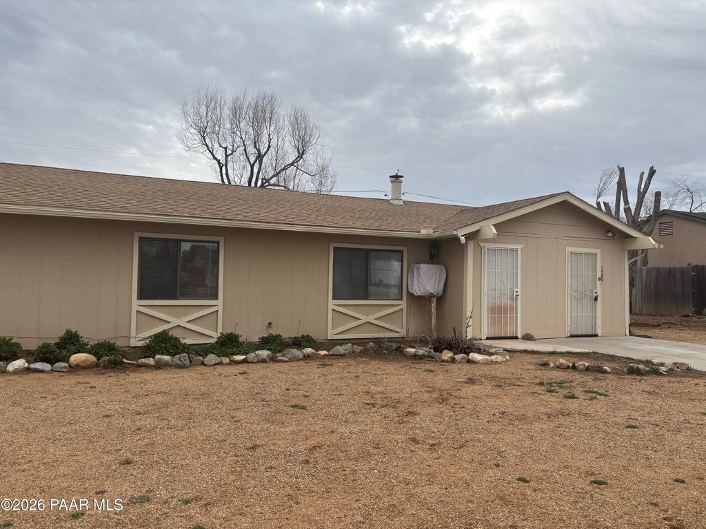 Photo of 3585 N Lynn Drive, Prescott Valley, AZ 86314 (MLS # 1079617)