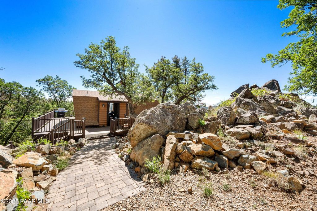 Photo of 3880 E Refuge Hideout Road, Prescott, AZ 86303 (MLS # 1080546)