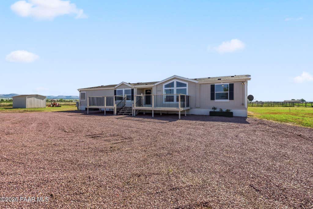 Photo of 25755 N Trinity Ranch Road, Paulden, AZ 86334 (MLS # 1084185)