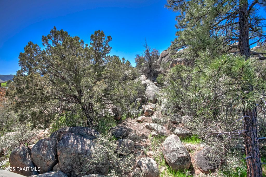 Photo of 1121 Boulder Park Avenue, Prescott, AZ 86305 (MLS # 1082211)