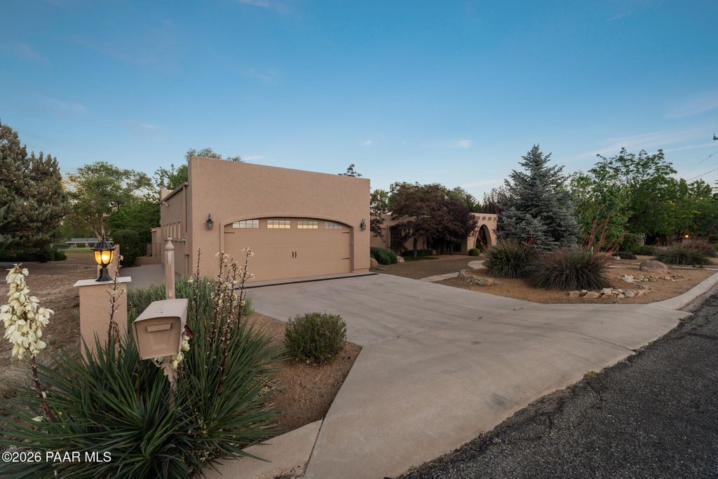 Photo of 7 Yolo Drive, Prescott, AZ 86301 (MLS # 1082209)