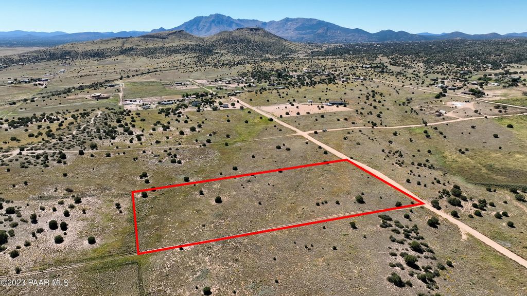 Photo of 395 Bandit Ridge Road, Prescott, AZ 86305 (MLS # 1079841)