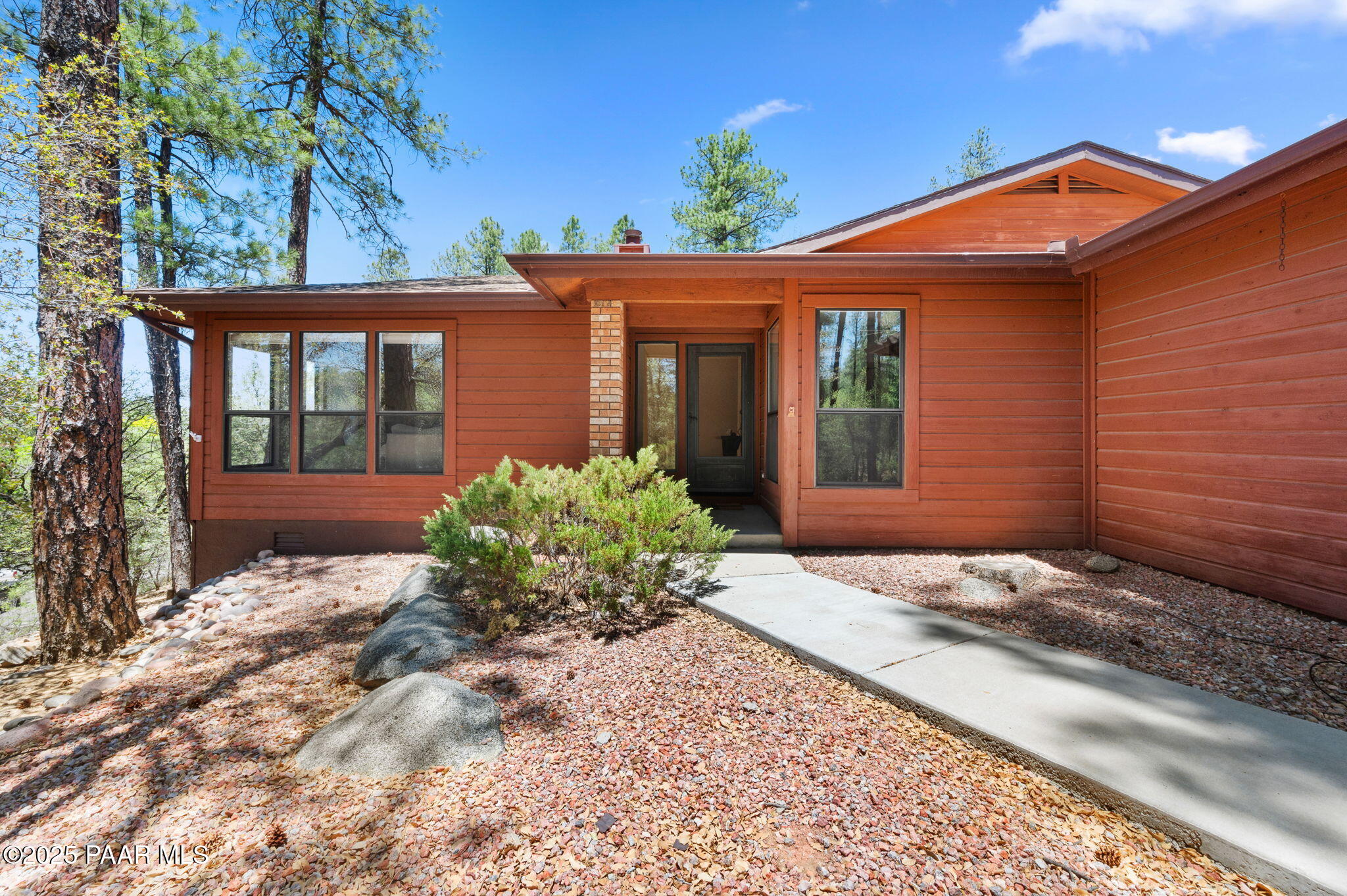 1480 Cougar Trail