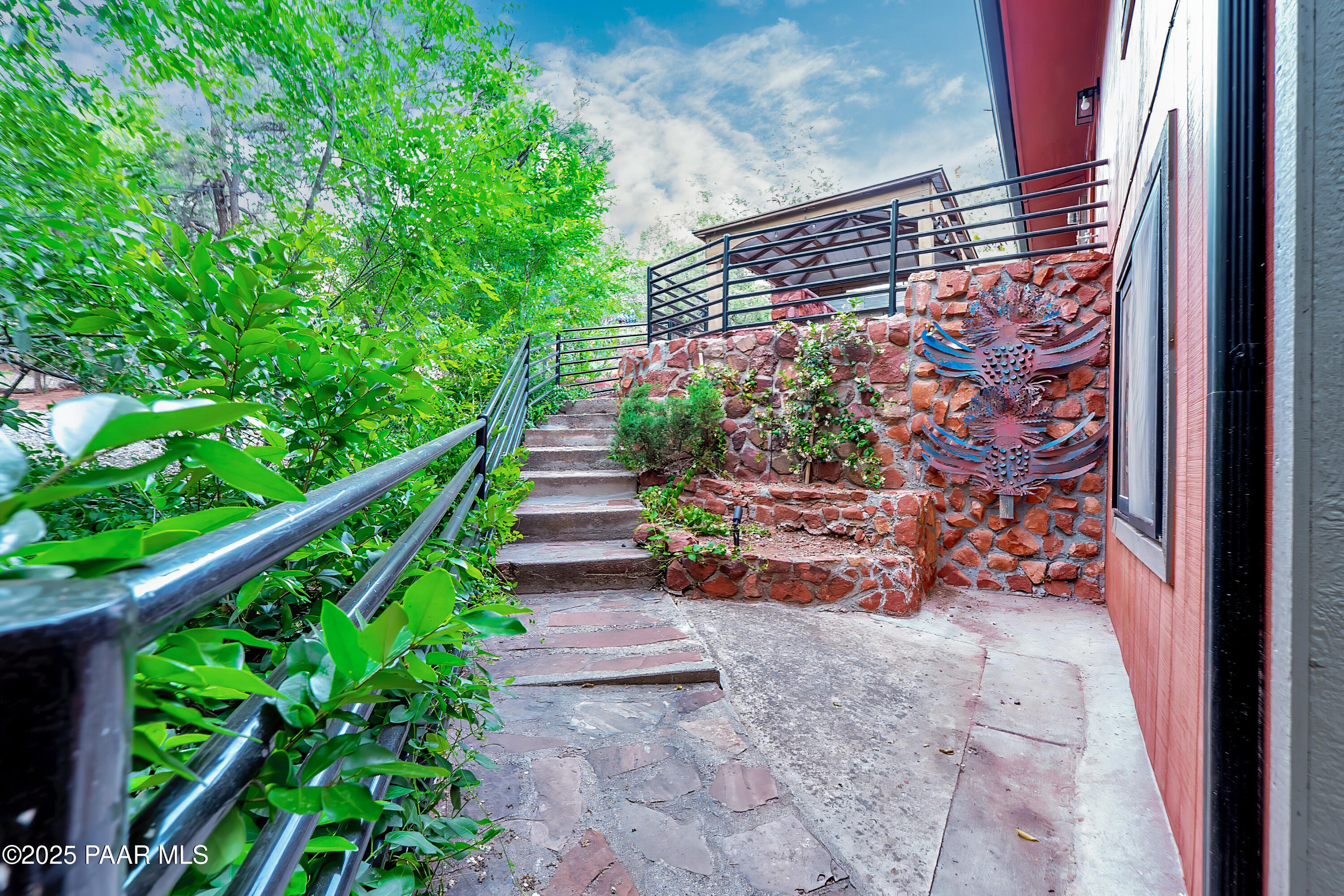 1960 Iris Lane Lane
