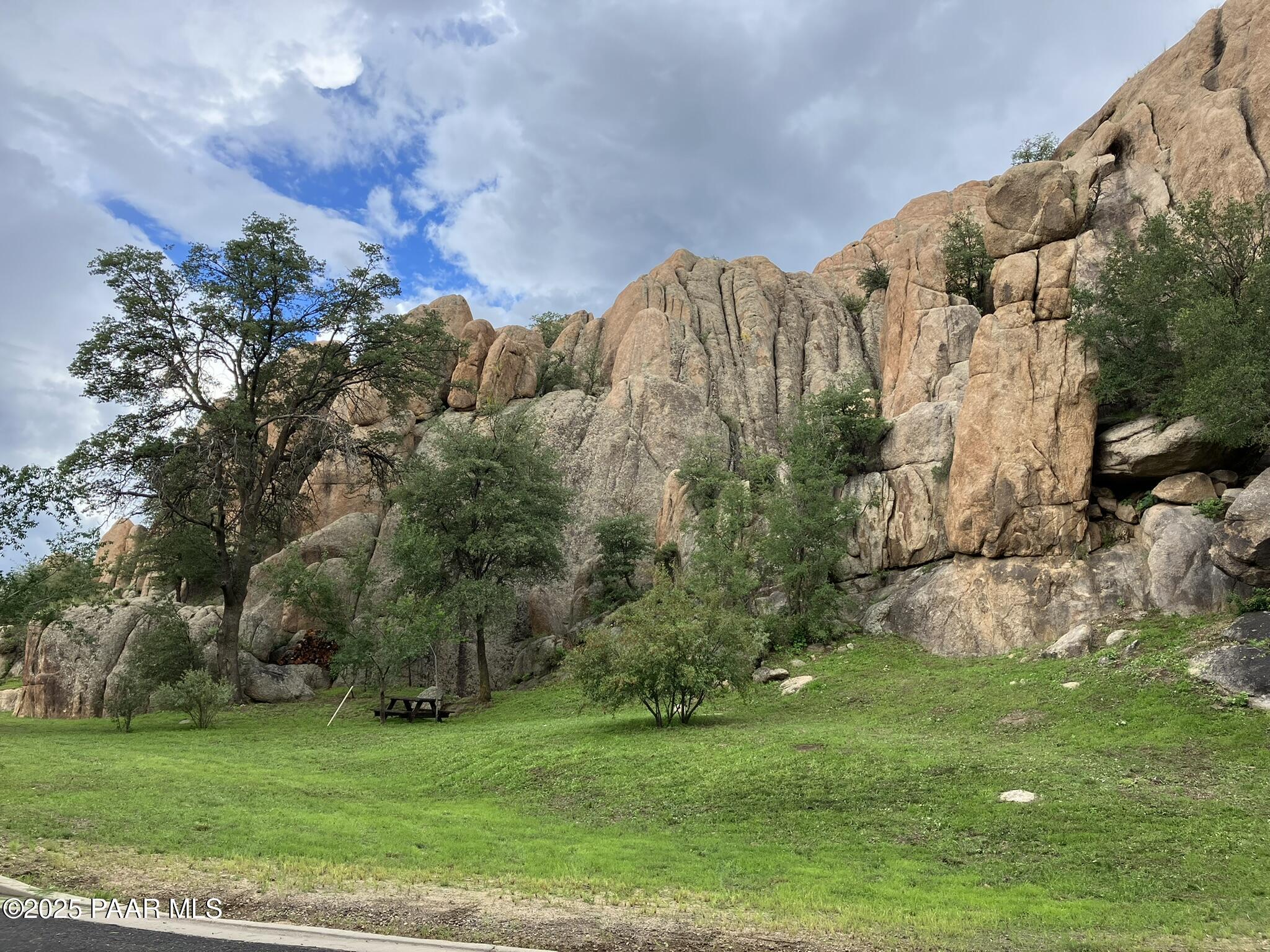 4422 N Twisted Trail