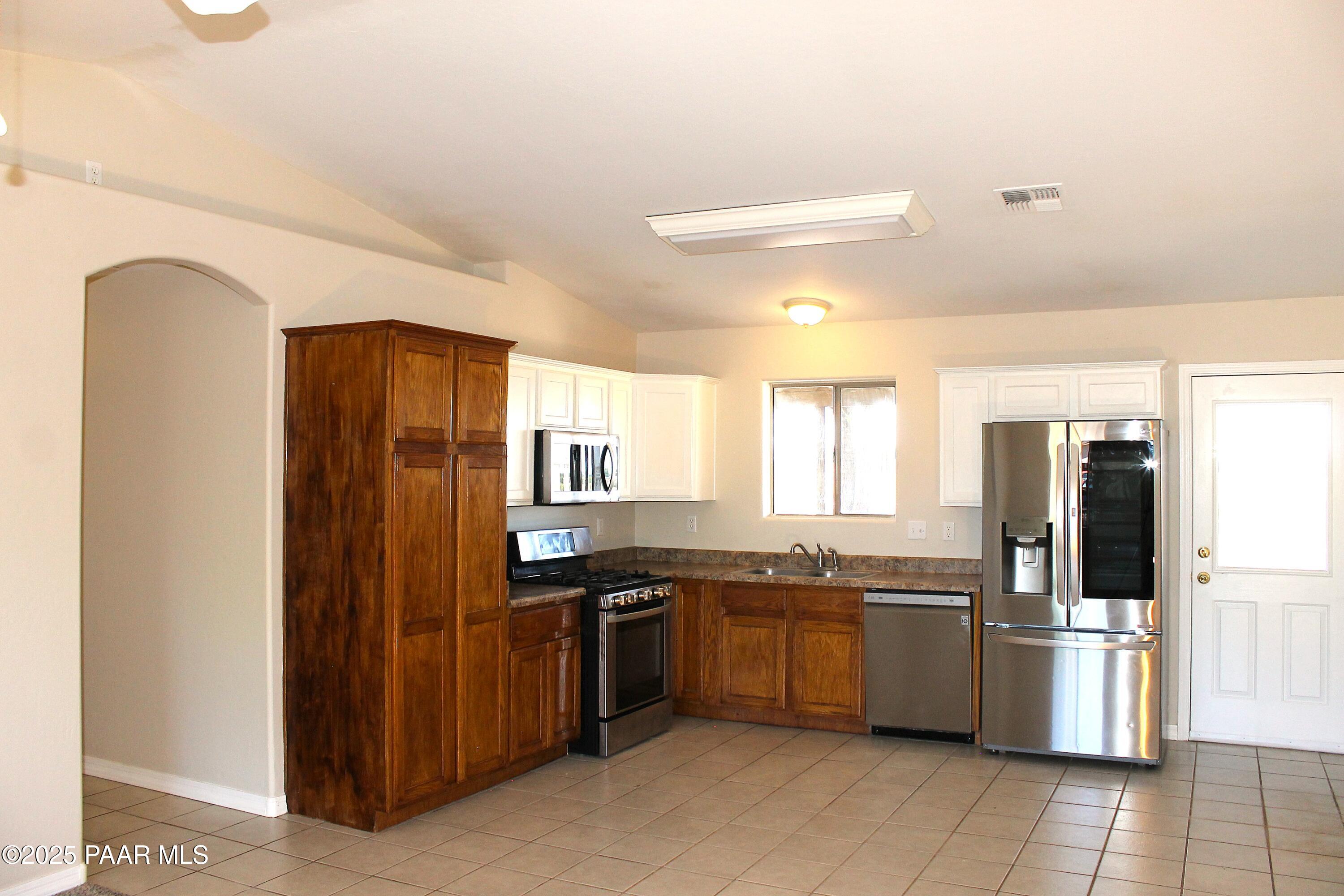 24370 N Diamond Head Avenue