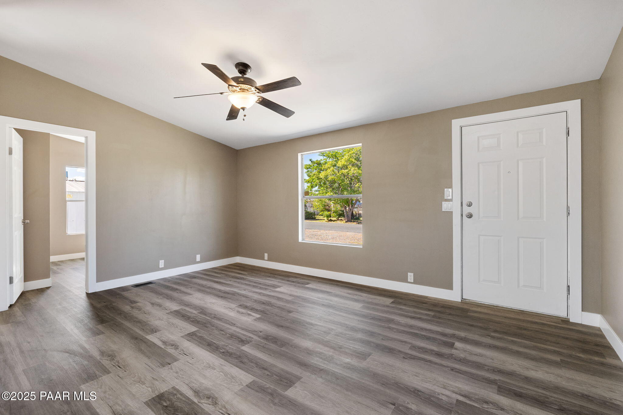 7755 E Broken Wagon Way