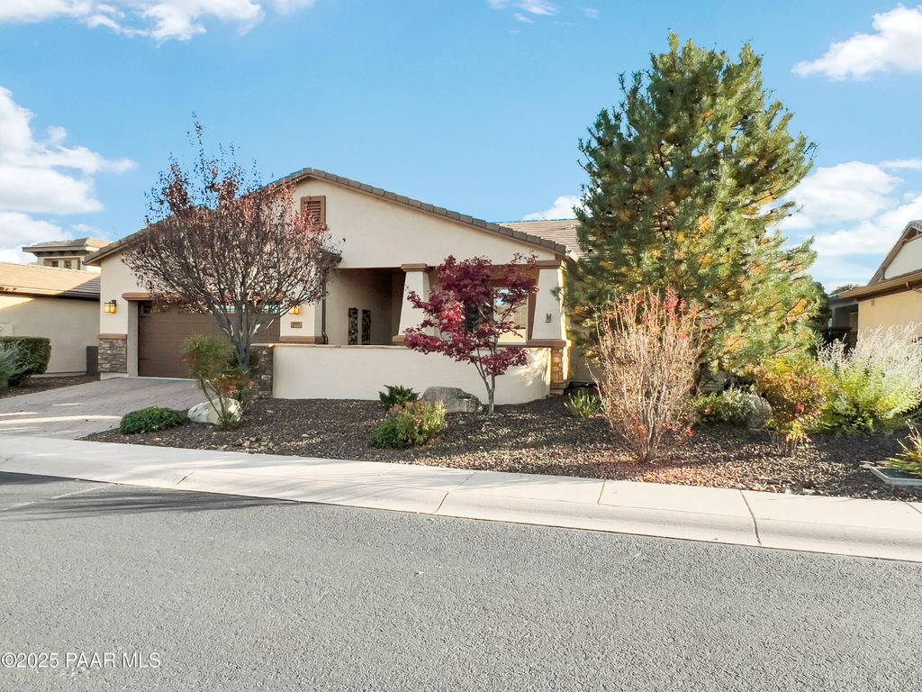 Photo of 407 Cabaret Street, Prescott, AZ 86301 (MLS # 1077590)