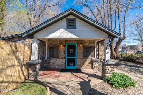 Photo of 703 N Walnut Street, Prescott, AZ 86301 (MLS # 1080477)