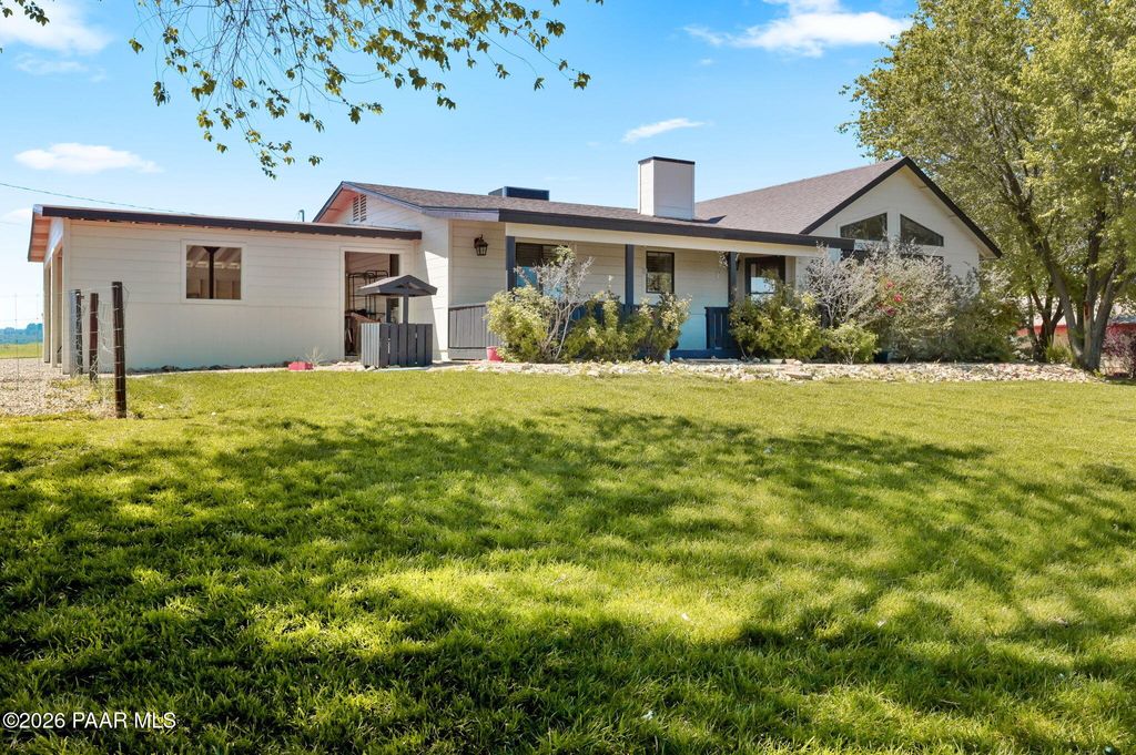 Photo of 1308 Liberty Lane, Chino Valley, AZ 86323 (MLS # 1081260)