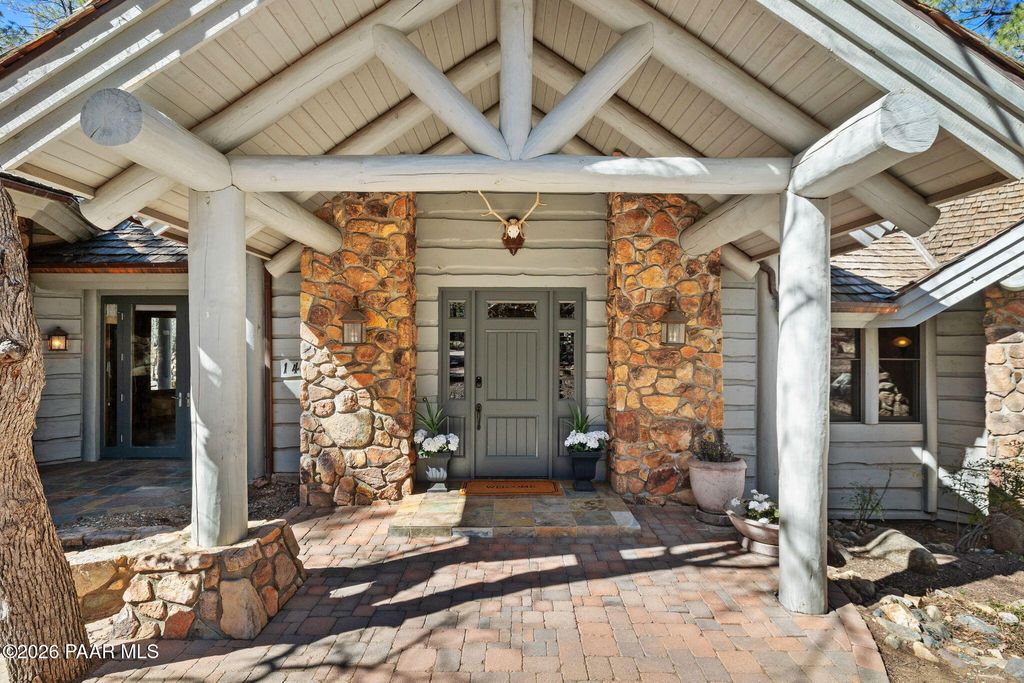 Photo of 1410 S High Valley Ranch Road, Prescott, AZ 86303 (MLS # 1080203)