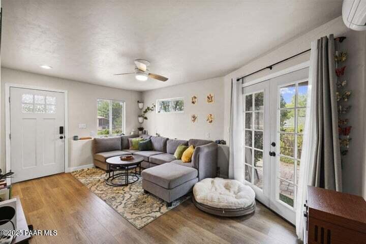 3091 Cedar Lane