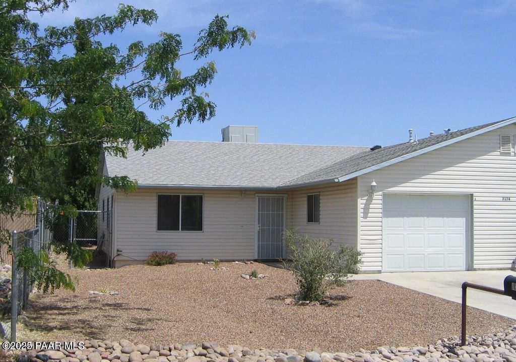 Photo of 7174 E Dodge Circle #A, Prescott Valley, AZ 86314 (MLS # 1078082)