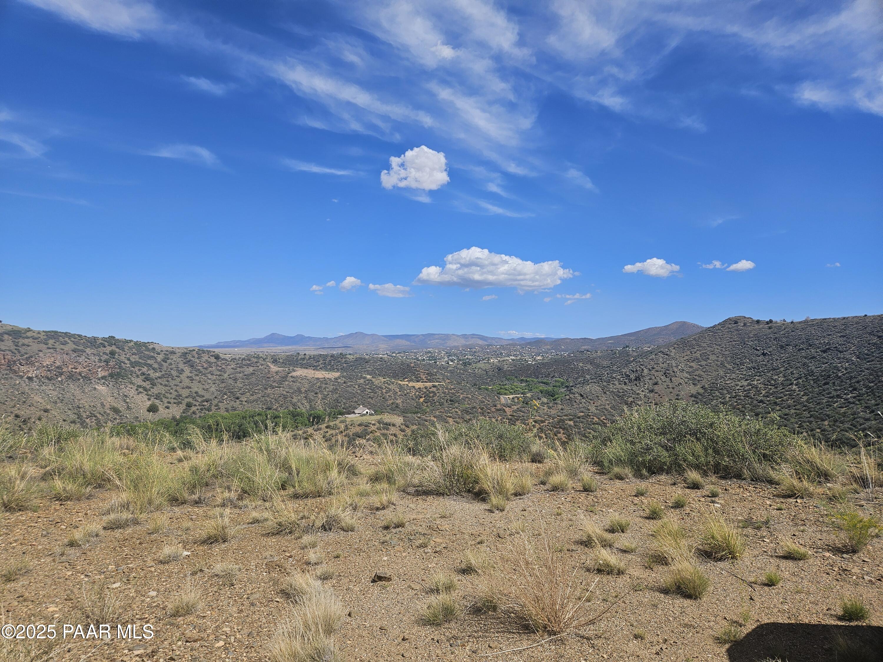 0 E Winding View Drive