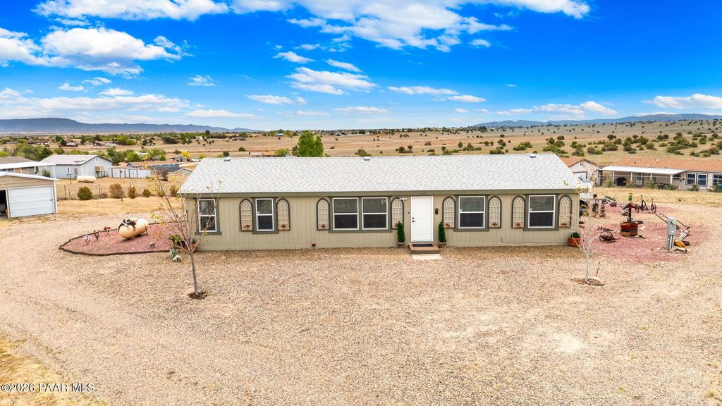 Photo of 2115 N Papago Trail, Chino Valley, AZ 86323 (MLS # 1081325)