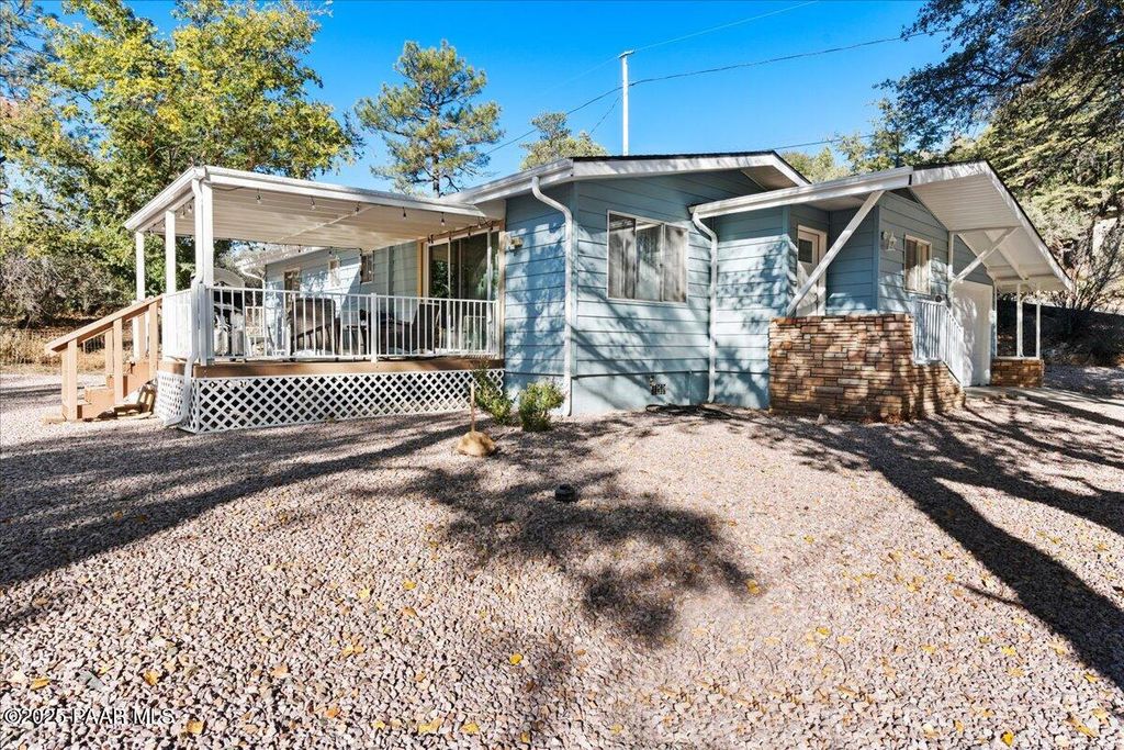 Photo of 1670 N Arrowhead Drive, Prescott, AZ 86305 (MLS # 1078086)