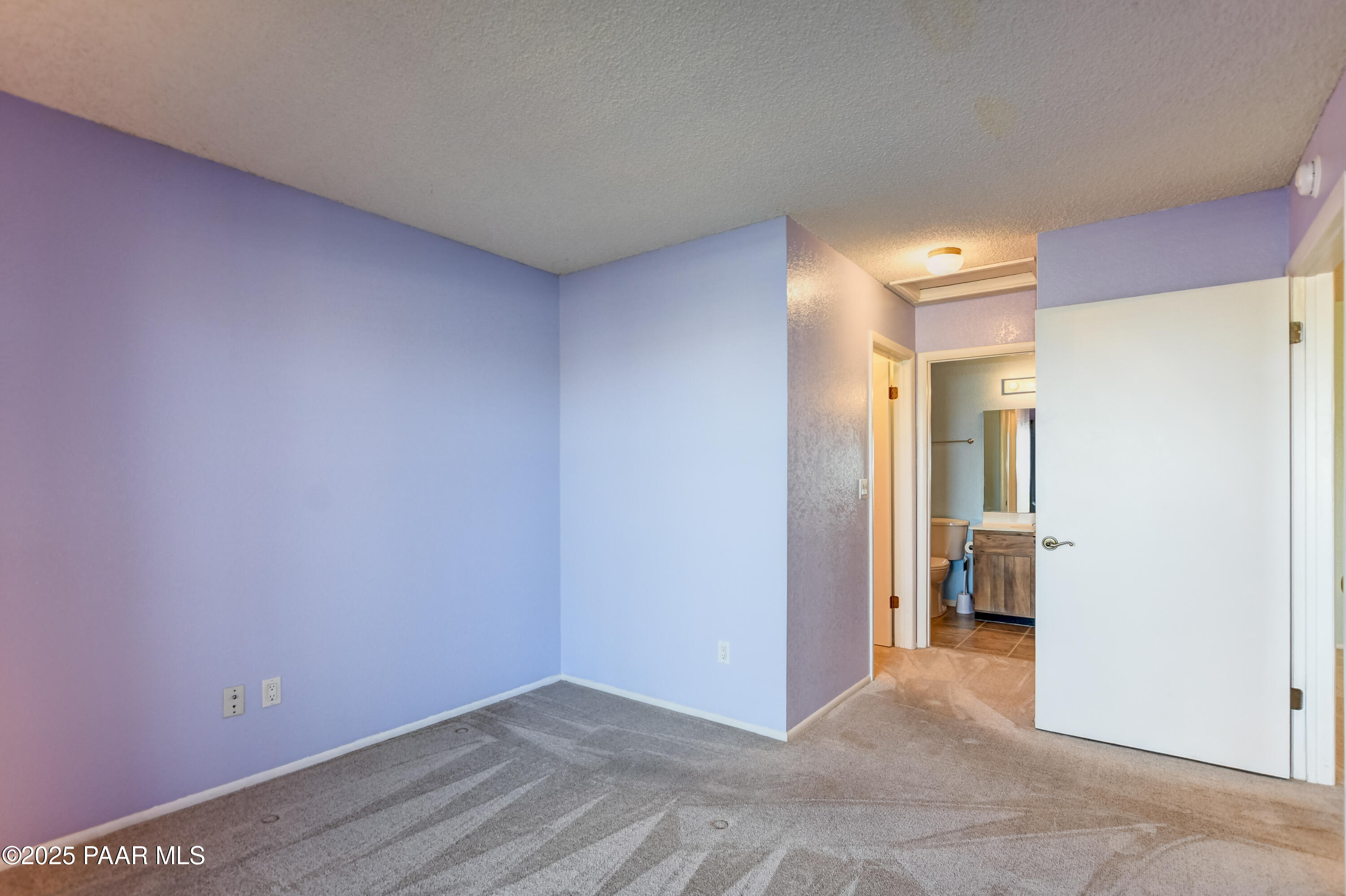 Prescott, Arizona 86301, United States, 2 Bedrooms Bedrooms, ,2 BathroomsBathrooms,Residential,Pending,111385