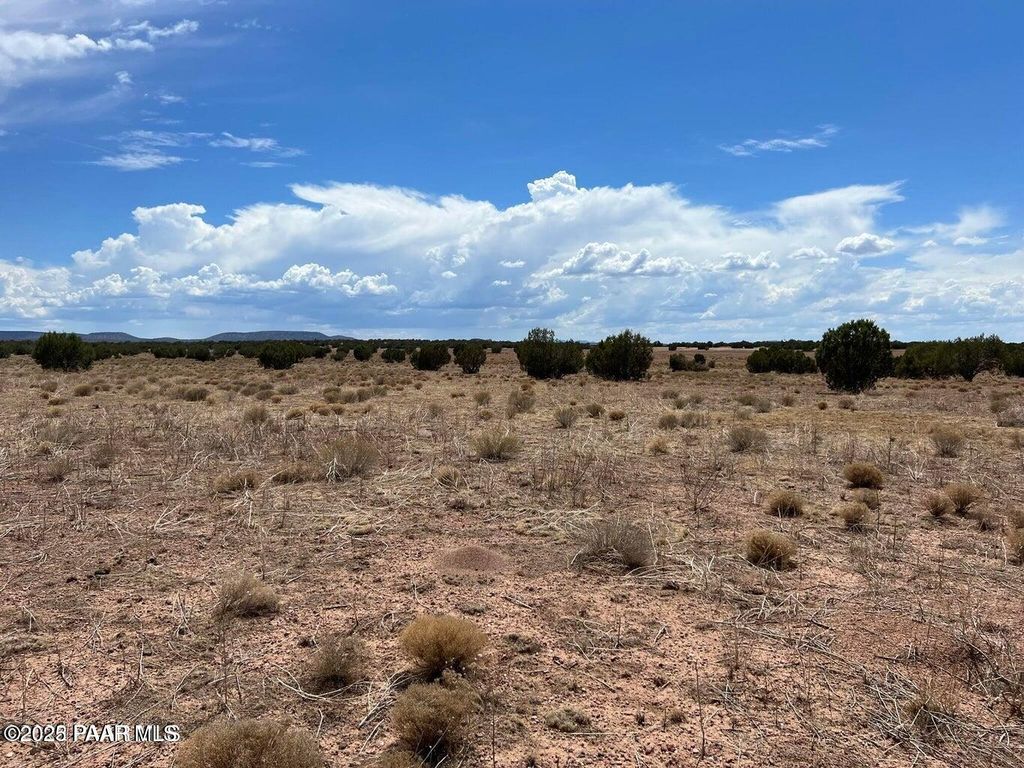 Photo of 410 Blossom Hill Road, Ash Fork, AZ 86320 (MLS # 1078221)