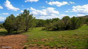 Photo of 155 W Highland Street, Williams, AZ 86046 (MLS # 1085363)