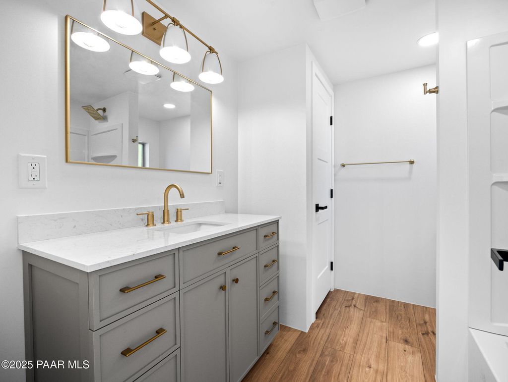 Photo of 22490 S Luna Way, Yarnell, AZ 85362 (MLS # 1077115)