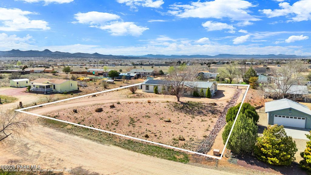 Photo of 24680 N St Louis Street, Paulden, AZ 86334 (MLS # 1080152)