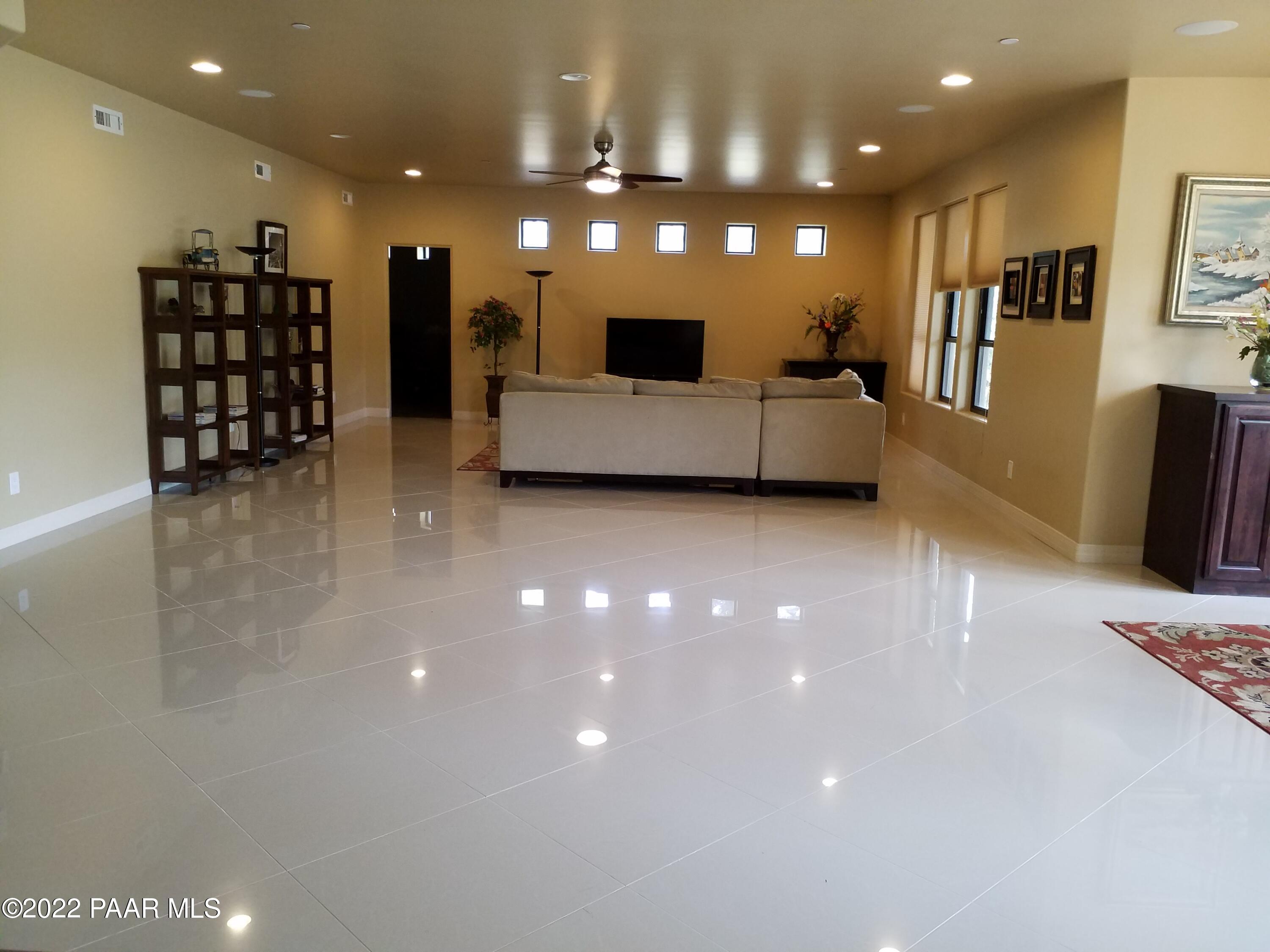 Prescott, Arizona 86305, United States, 3 Bedrooms Bedrooms, ,2 BathroomsBathrooms,Residential,Active,38523