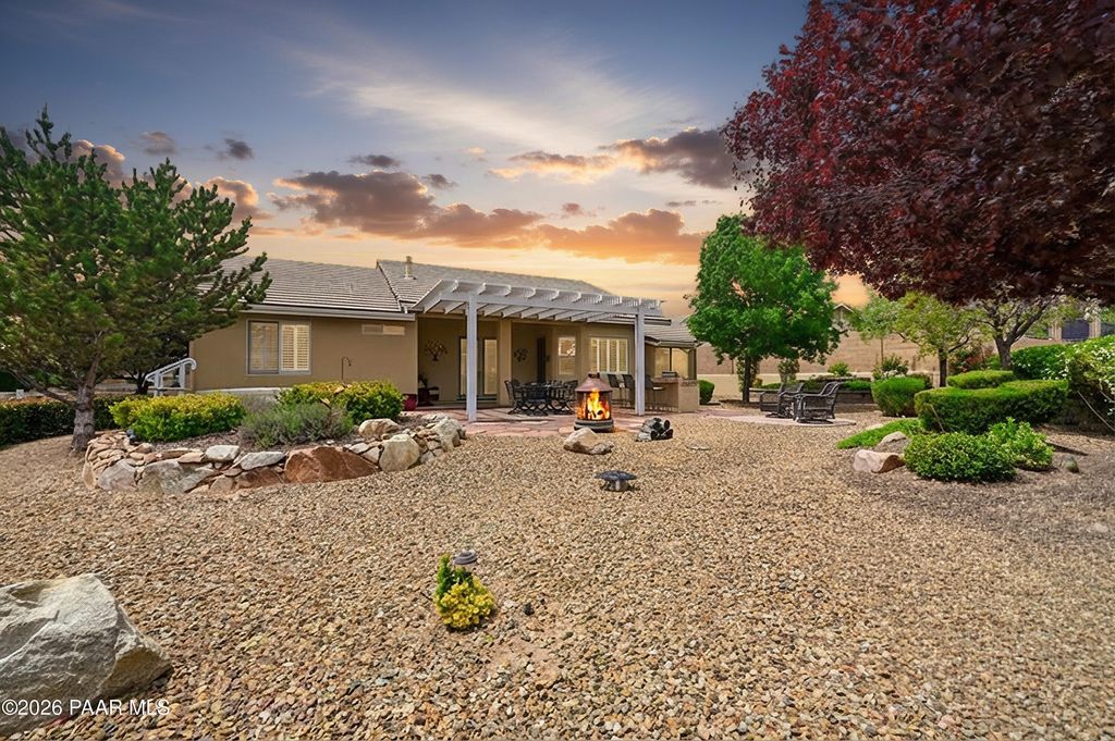 Photo of 7413 N Park Crest Lane, Prescott Valley, AZ 86315 (MLS # 1081451)