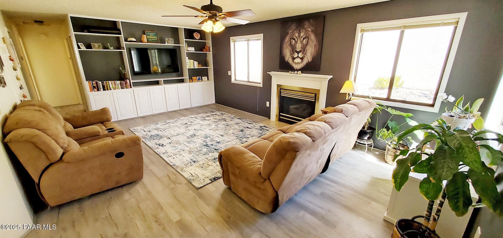 415 Torrey Pine Lane
