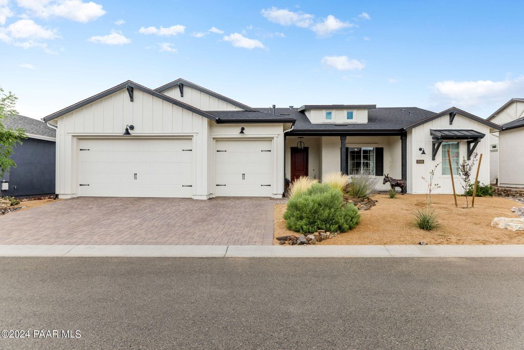 Photo of 7028 Sienna Place, Prescott, AZ 86305 (MLS # 1081185)