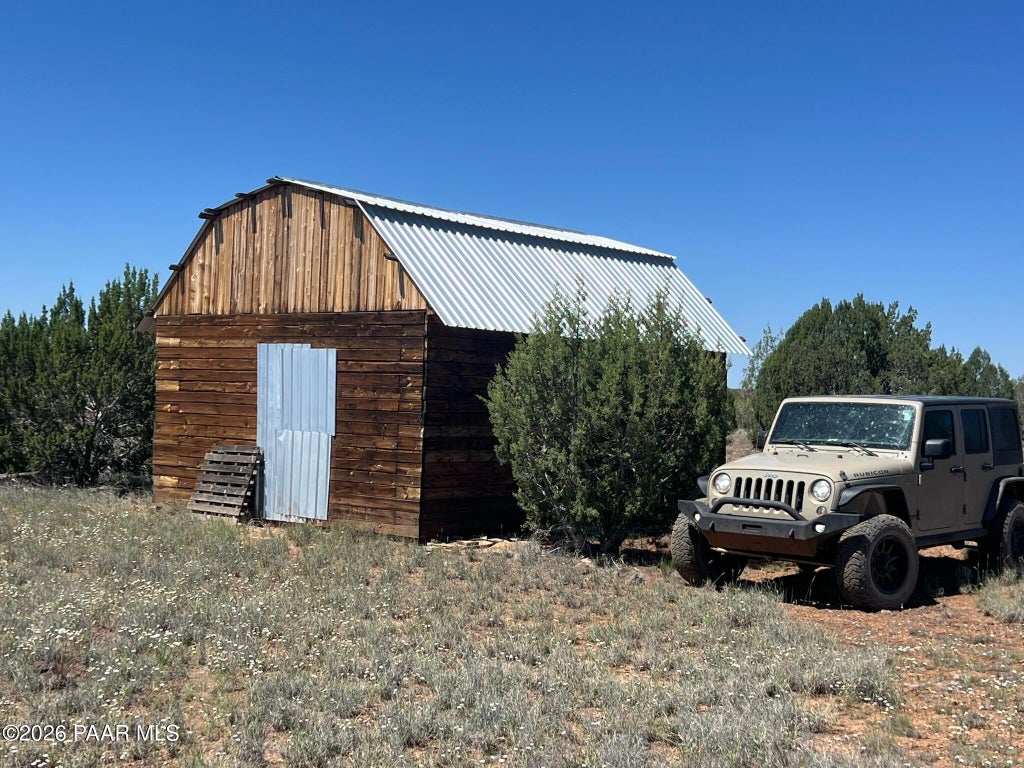 Photo of 15 Daytona Boulevard, Ash Fork, AZ 86320 (MLS # 1082552)